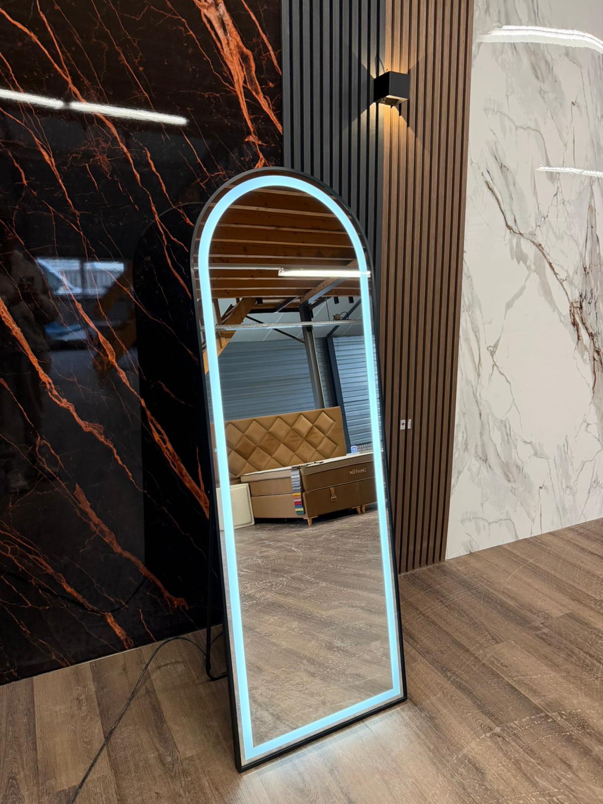 Staanspiegel 170x60 cm met Verlichting – Full Body Passpiegel - zwart