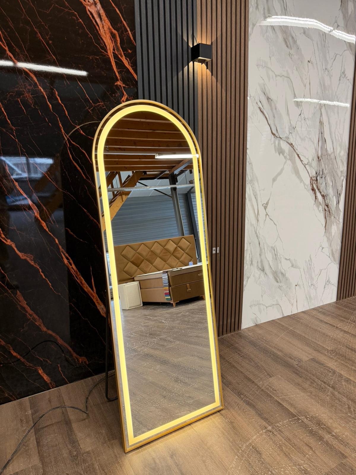 Full Body Staanspiegel 170x60 – LED Verlichting & Brons Design