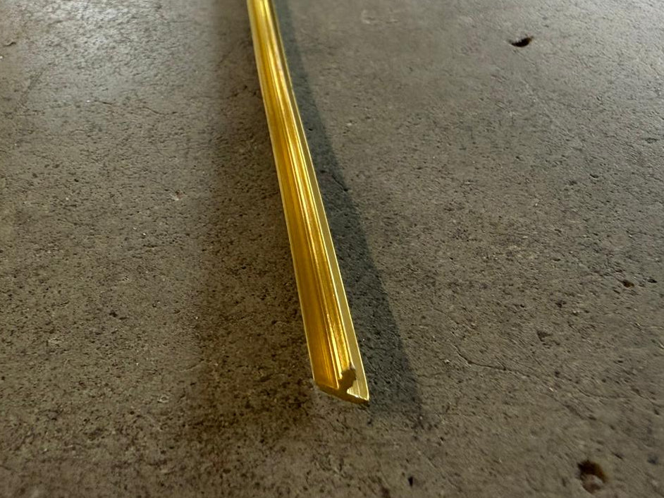 Tussenprofiel PVC 300 cm – Gouden Duurzame Randafwerking