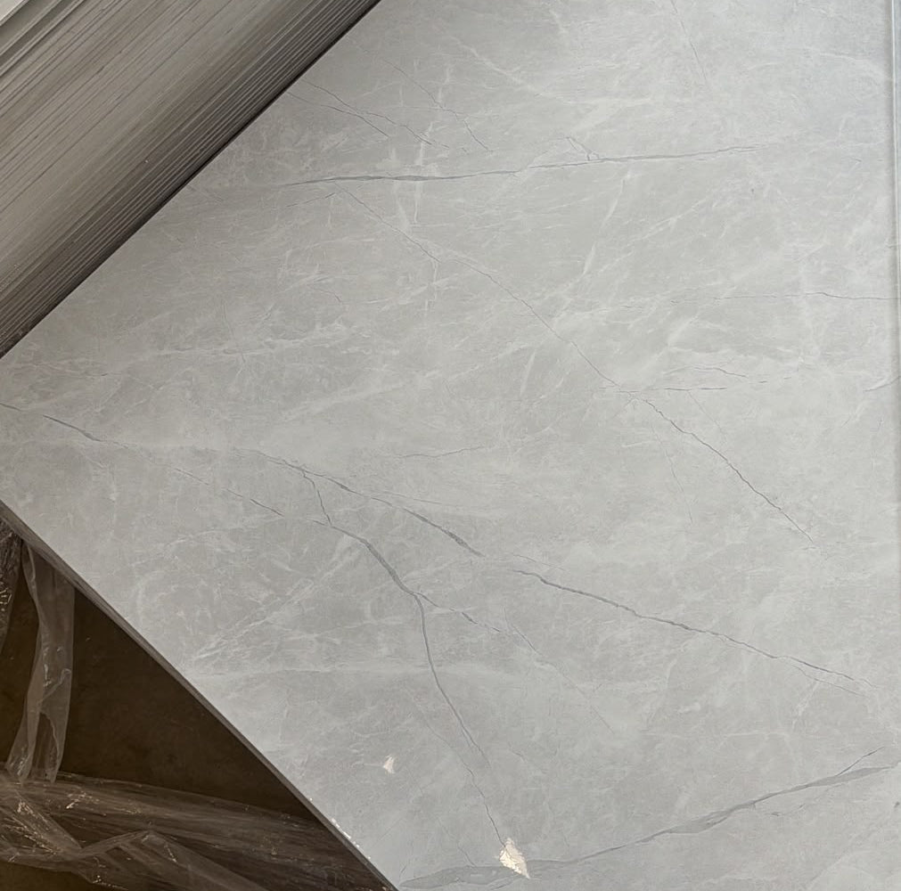 7 Pvc wandpanelen 280x122x3mm licht beige/grijs